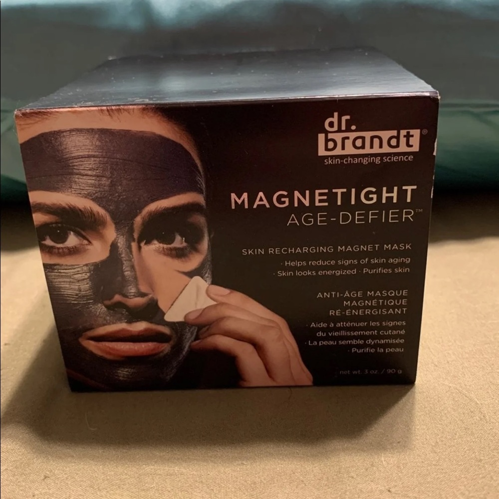 Dr. Brandt Magnetight Face Mask